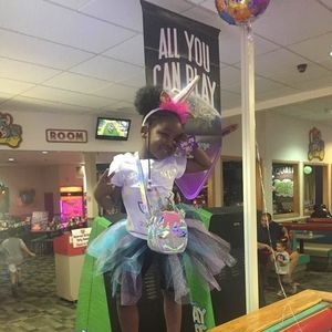 Meet your Posher, Carlos